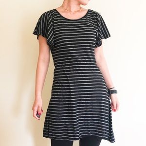 77Kids by American Eagle Black Striped Dress